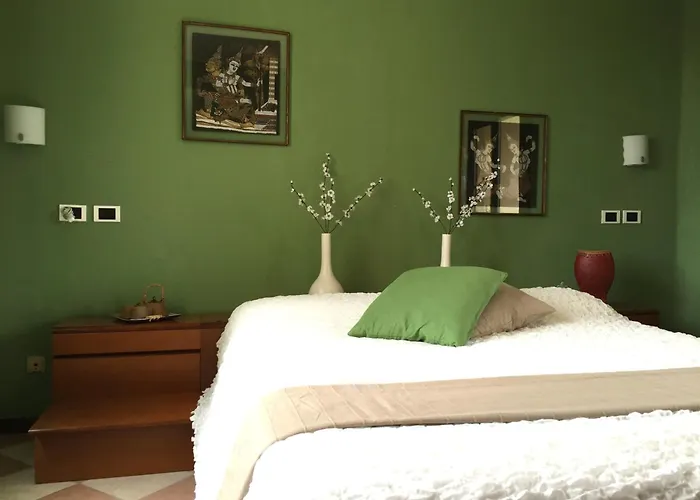 Hotel San Fedele
